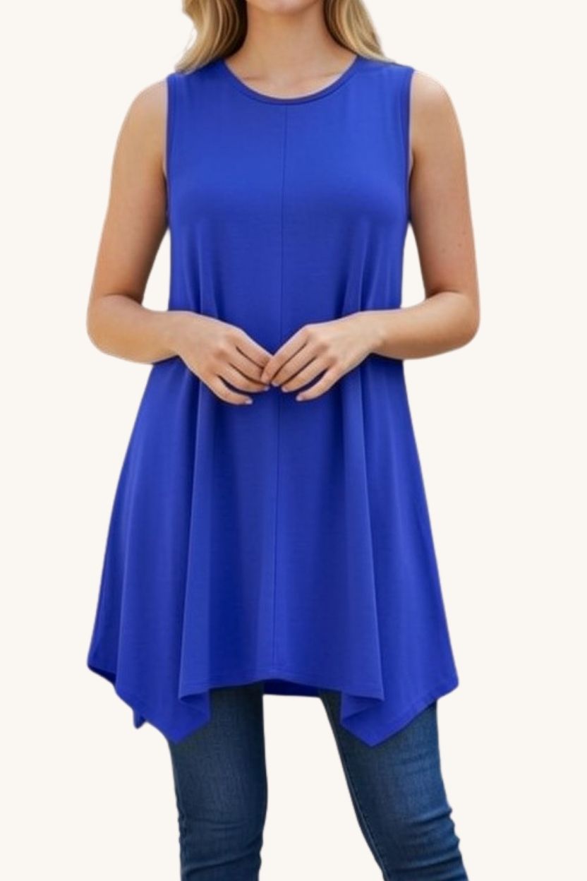 mujer viste blusón túnica color azul rey largo sin mangas cuello redondo