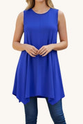 mujer viste blusón túnica color azul rey largo sin mangas cuello redondo
