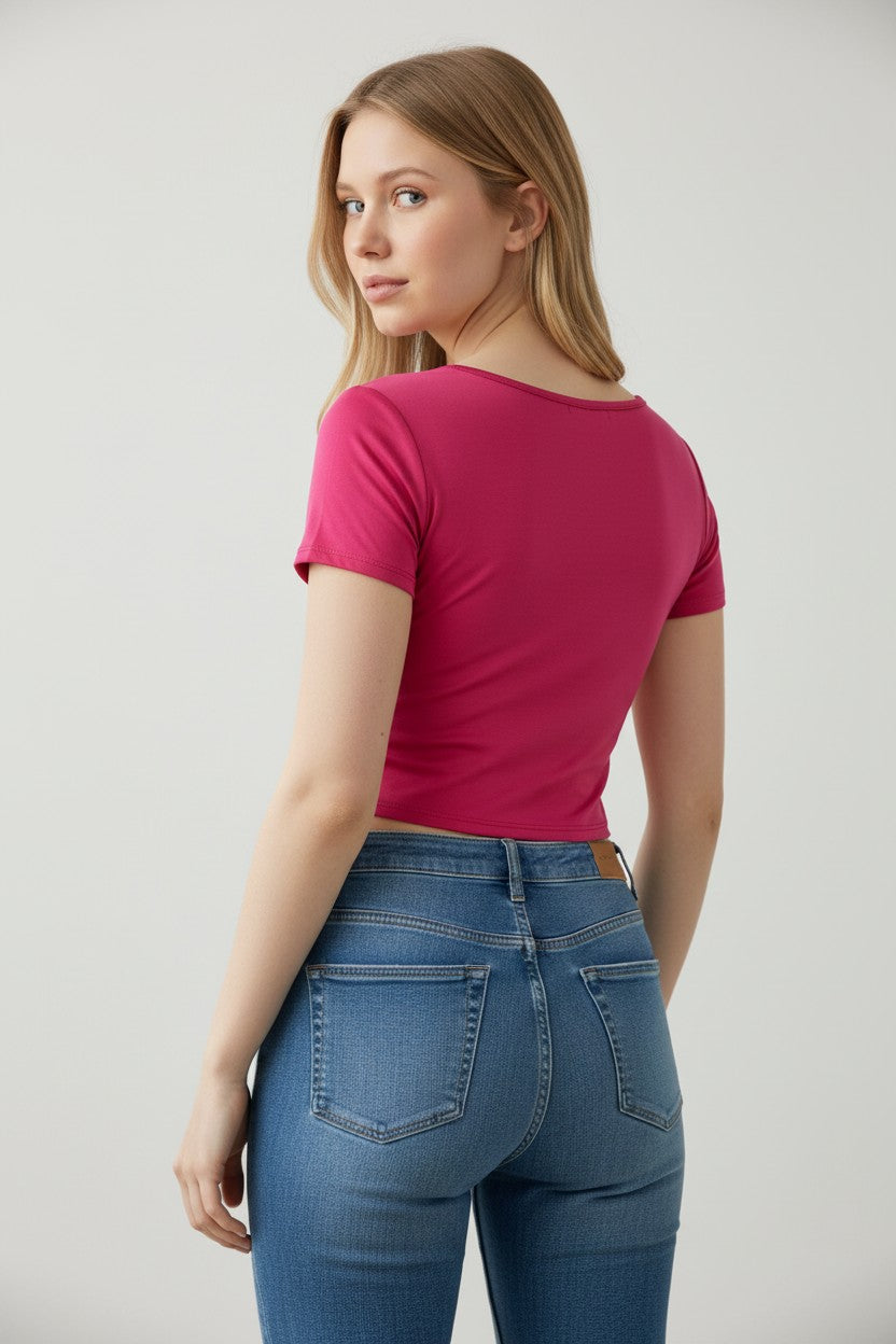 CROP TOP